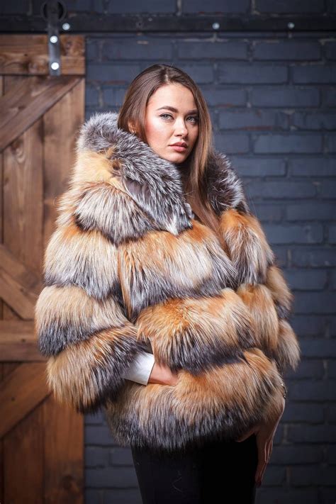 Coat in fur 